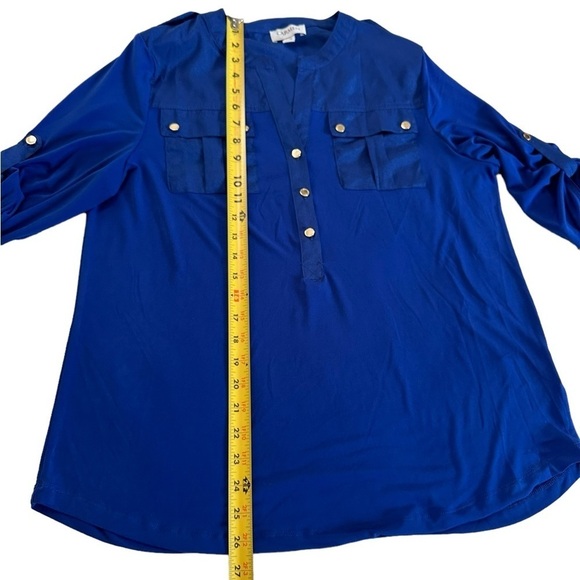 Carmen Marc Valvo Royal Blue Roll Tab Sleeve Size Large - Picture 9 of 17